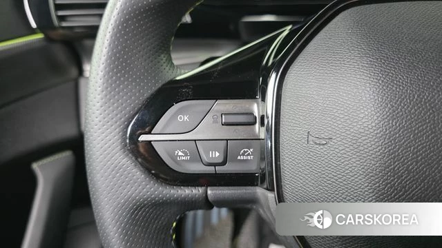 Peugeot 308 Third generation 2023 Белый из Кореи, фото 6
