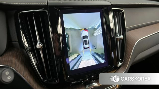 Volvo XC60 second Generation 2022 Белый из Кореи, фото 6