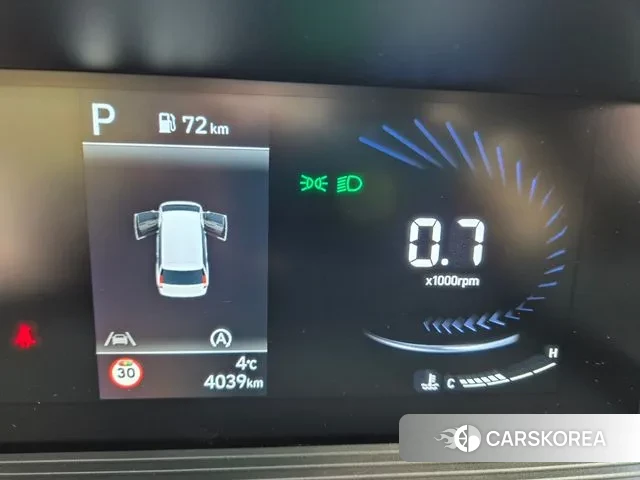 Hyundai Staria 2024 Серебристо-серый из Кореи, фото 6