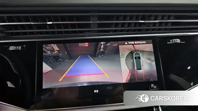 Audi Q8 (4M) 2022 Серый из Кореи, фото 6