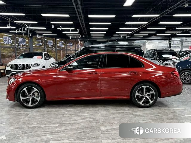 Mercedes-Benz E-class id 4222092 из Китая 6