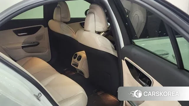 Mercedes-Benz C-Class W206 2023 Белый из Кореи, фото 6