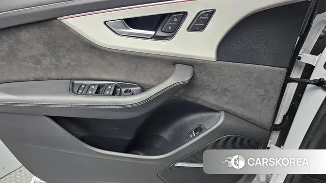 Audi Q8 (4M) 2021 Белый из Кореи, фото 6