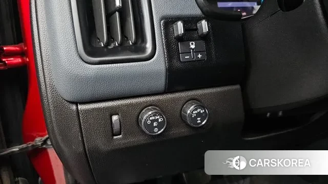 Chevrolet (GM Daewoo) Real New Colorado 2021 Красный из Кореи, фото 6