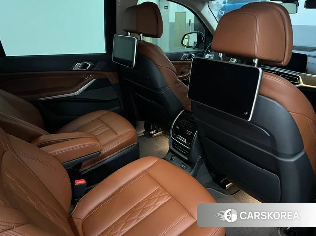 BMW X7 (G07) 2022 Черный из Кореи, фото 6