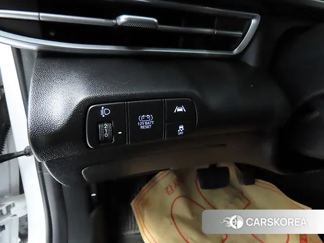 Hyundai Avante Hybrid (CN7) 2022 Белый из Кореи, фото 6