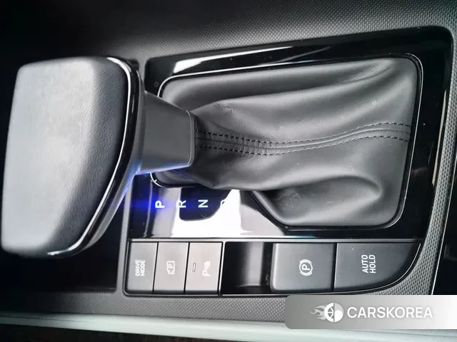 Hyundai The New Avante (CN7) 2023 Темно-зеленый из Кореи, фото 6