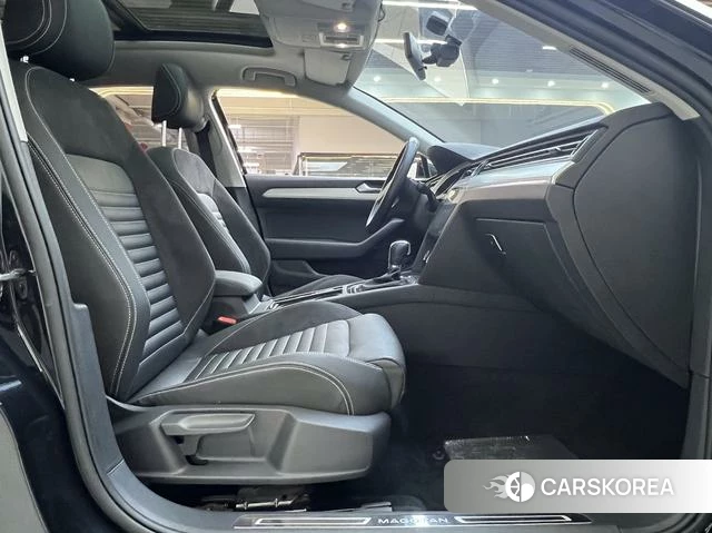 Volkswagen Magotan 2022 Черный из Китая, фото 6