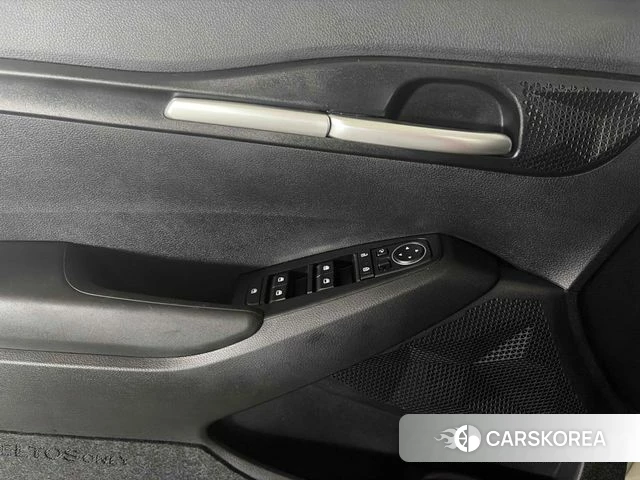 Kia Seltos 2020 Белый из Кореи, фото 6