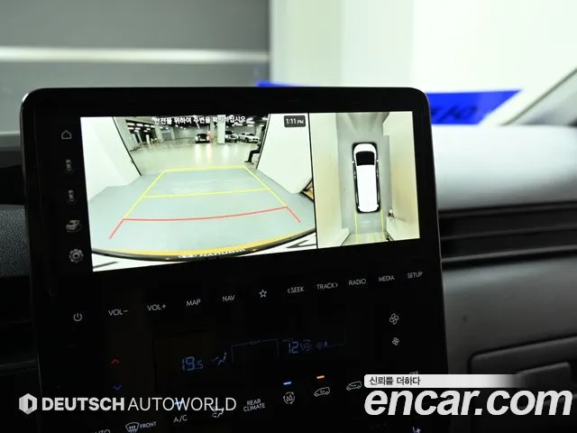 Hyundai Staria 2023 Желтый из Кореи, фото 6