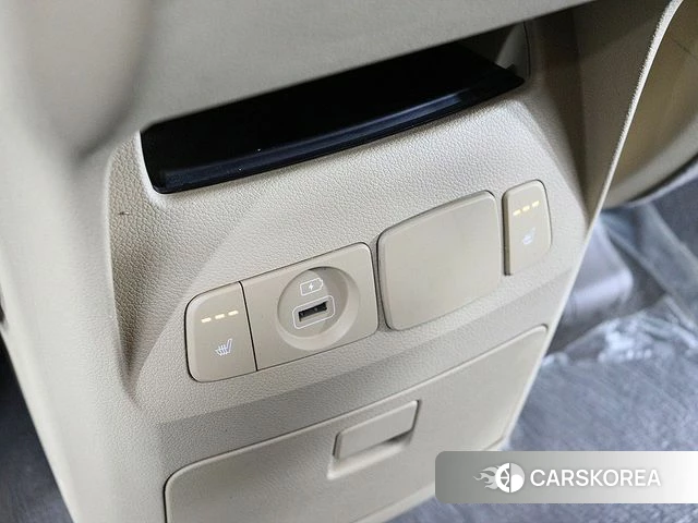 Kia The New Carnival id 3792489 из Кореи 6