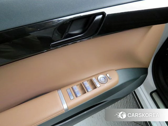 Hyundai Grandeur (GN7) 2023 Белый из Кореи, фото 6