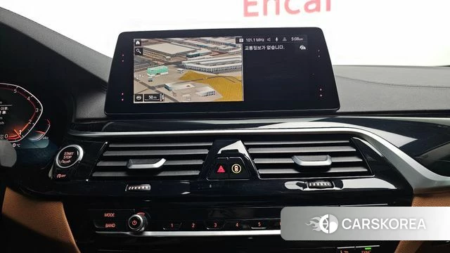 BMW 5 Series (G30) 2019 Белый из Кореи, фото 6