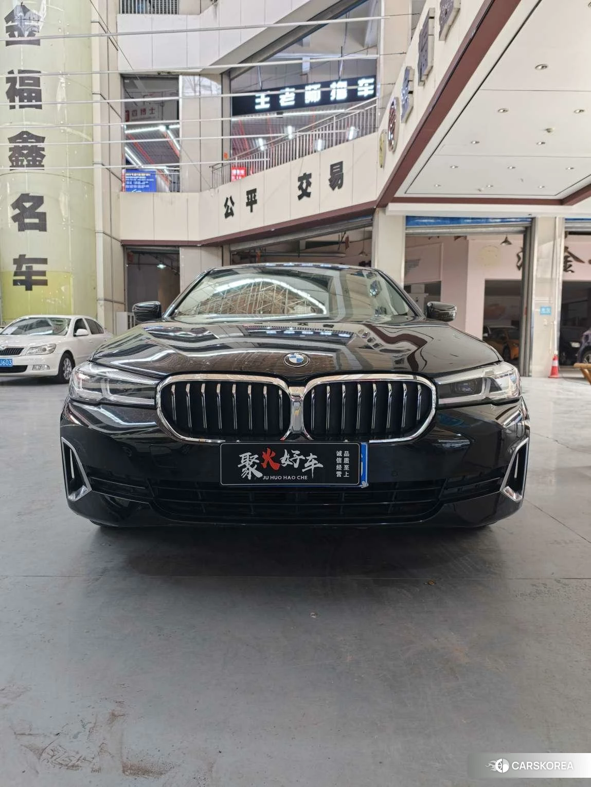 BMW 5 series 2021 Черный из Китая, фото 6