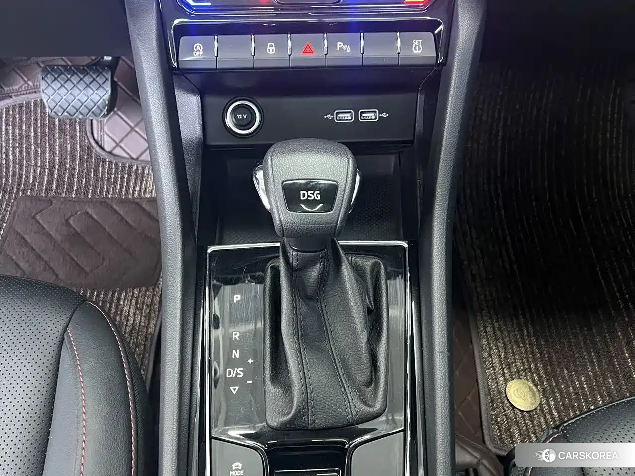 Skoda Karoq 2022 Белый из Китая, фото 6