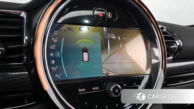 Mini Cooper Clubman 2023 Белый из Кореи, фото 6