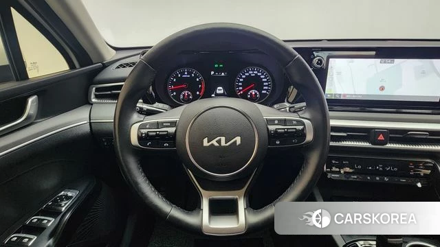 Kia K5 3rd generation 2022 Белый из Кореи, фото 6