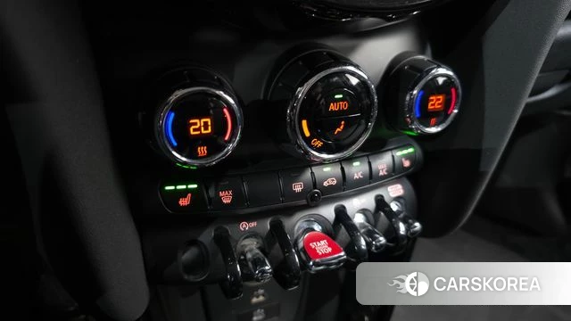 Mini Cooper 2023 Красный из Кореи, фото 6