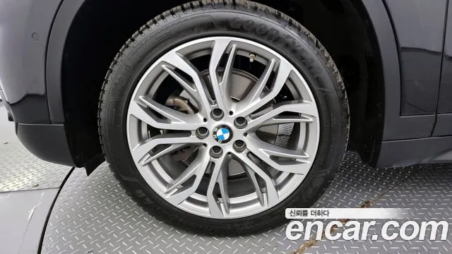 BMW X1 (F48) 2018 Черный из Кореи, фото 6