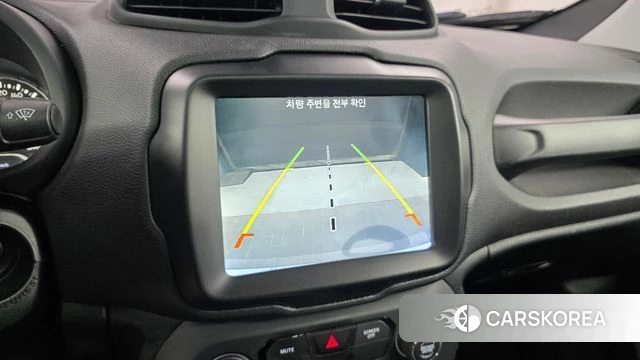 Jeep Renegade 2018 Белый из Кореи, фото 6