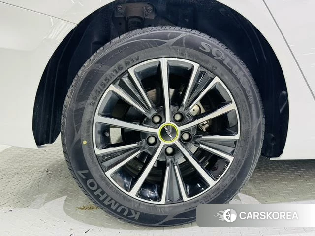 Roewe i5 2023 Белый из Китая, фото 6