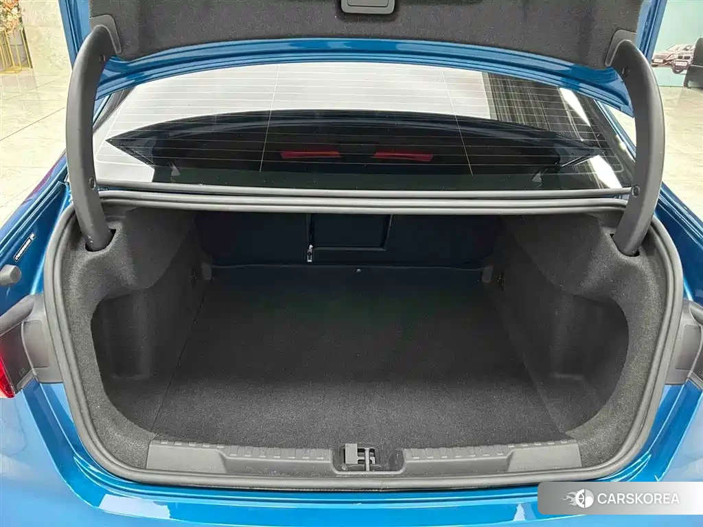 Audi A3 2023 Синий из Китая, фото 6