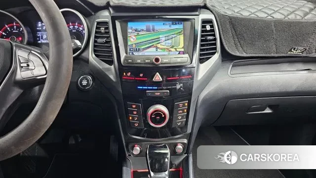 Ssangyong Tivoli Armor 2018 Белый из Кореи, фото 6