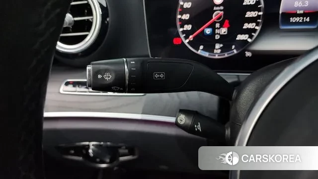 Mercedes-Benz E-Class W213 2019 Черный из Кореи, фото 6