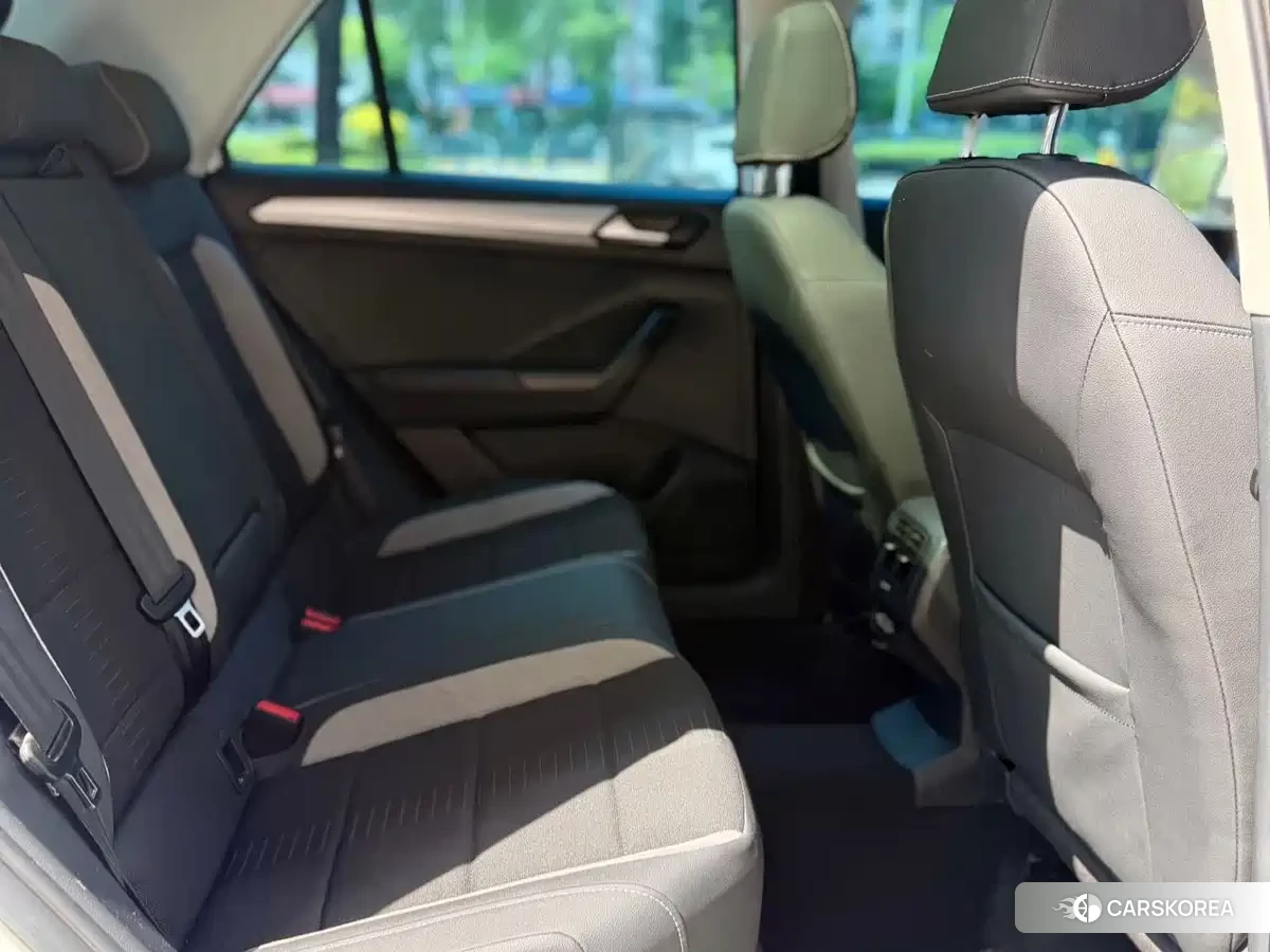 Volkswagen T-ROC exploring Songs 2022 Белый из Китая, фото 6