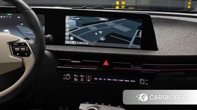 Kia EV6 2021 Серебристо-серый из Кореи, фото 6