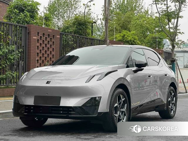 Lynk Z20 2026 Серебристо-серый из Китая, фото 6