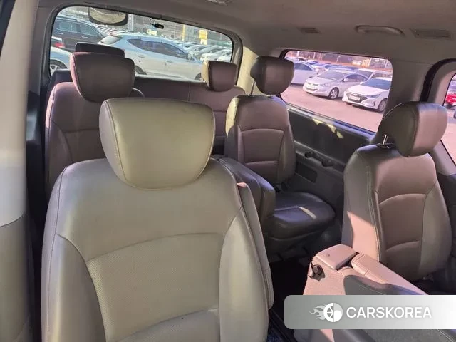 Hyundai The New Grand Starex 2018 Серебристо-серый из Кореи, фото 6