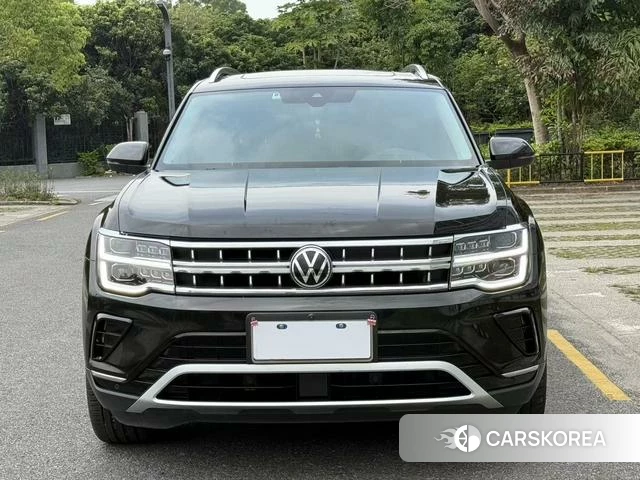 Volkswagen Tourang 2023 Черный из Китая, фото 6