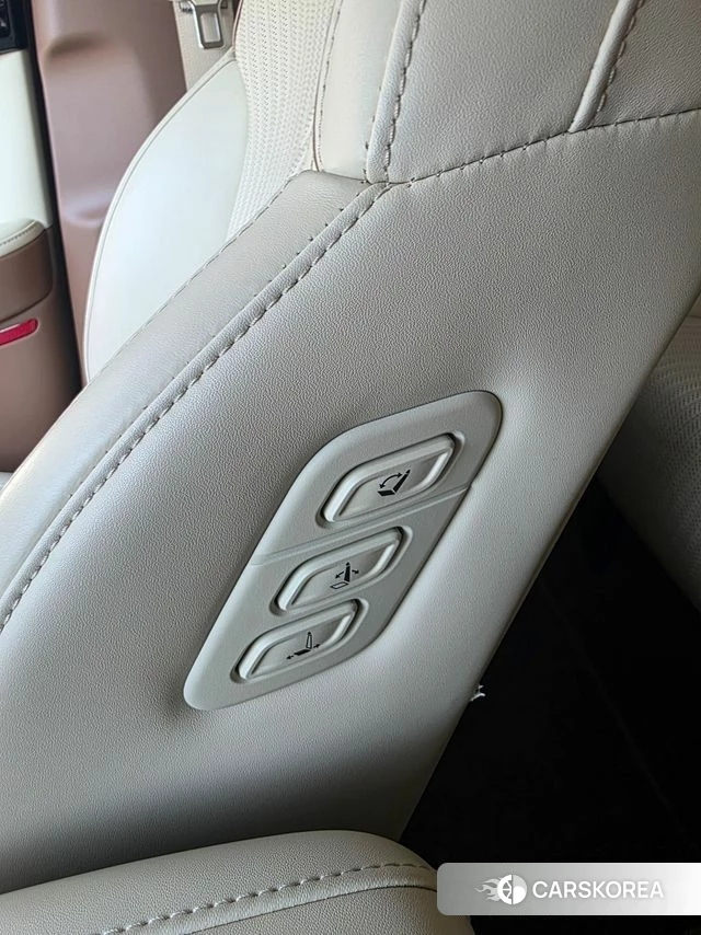 Hyundai Grandeur Hybrid (GN7) 2023 Белый из Кореи, фото 6