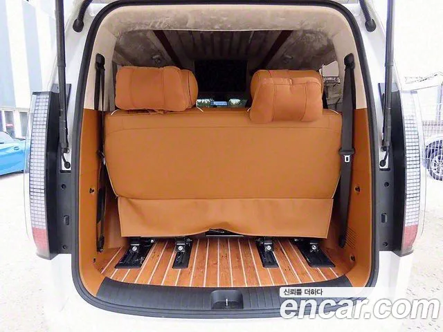 Hyundai Staria 2021 Белый из Кореи, фото 6