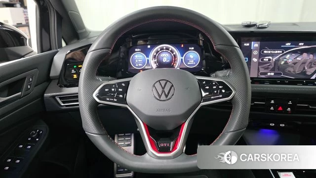 Volkswagen Golf 8th Generation 2024 Черный из Кореи, фото 6