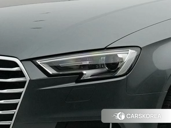 Audi A3 2019 Темно-серый из Китая, фото 6