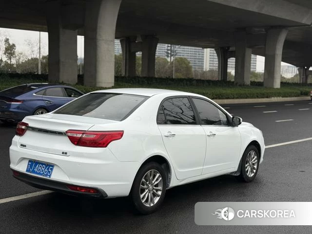 Geely Automobile Vision 2020 Белый из Китая, фото 6