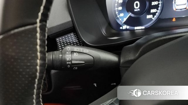Volvo XC40 2020 Белый из Кореи, фото 6