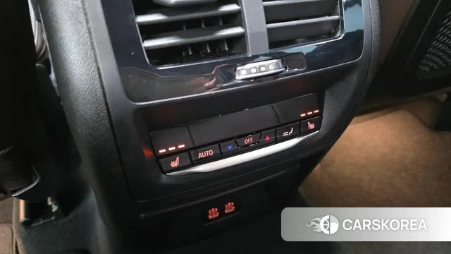 BMW X3 (G01) 2024 Серебристо-серый из Кореи, фото 6