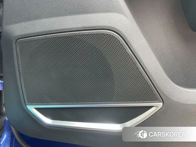 Audi Q3 2020 Синий из Китая, фото 6