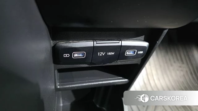 Hyundai Staria 2021 Белый из Кореи, фото 6