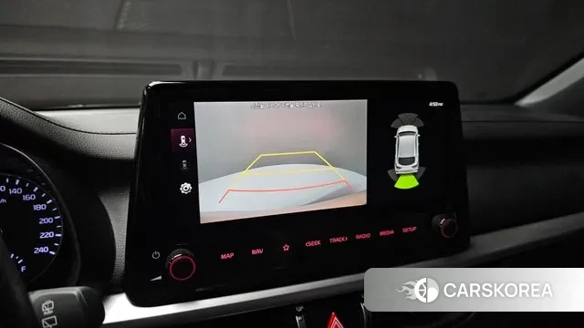 Kia The New K3 2nd generation 2021 Белый из Кореи, фото 6