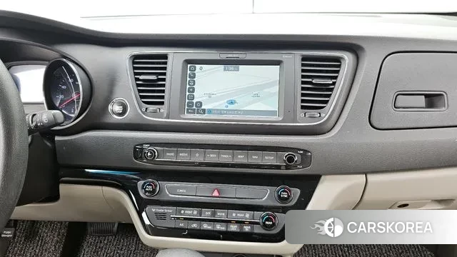 Kia The New Carnival 2019 Белый из Кореи, фото 6