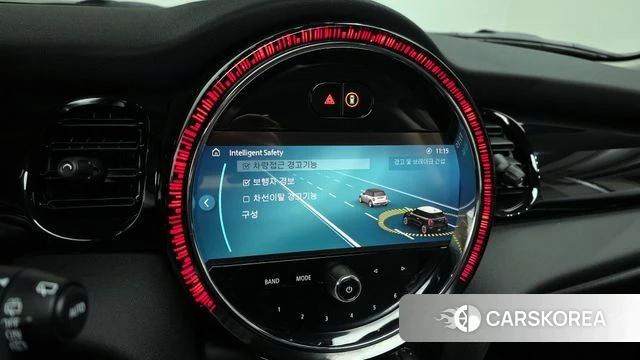 Mini Cooper 2023 Песочный из Кореи, фото 6