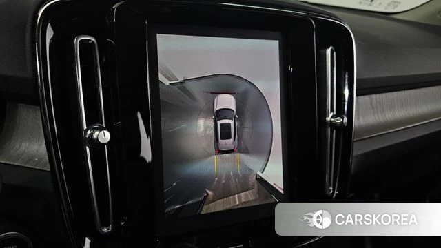 Volvo XC40 2023 Белый из Кореи, фото 6