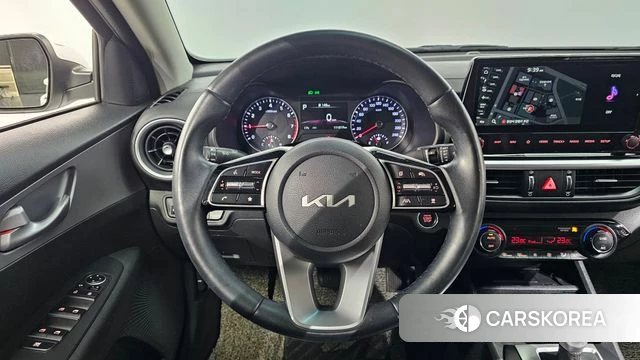 Kia The New K3 2nd generation 2022 Белый из Кореи, фото 6