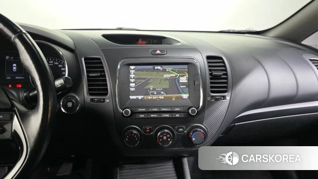 Kia The New K3 2018 Белый из Кореи, фото 6