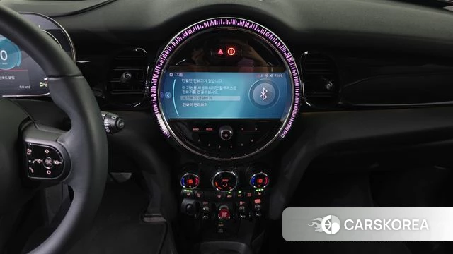 Mini Cooper 2023 Красный из Кореи, фото 6