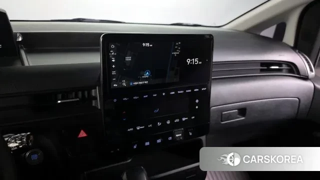 Hyundai Staria 2023 Белый из Кореи, фото 6